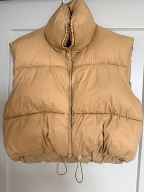 Women's Cropped Puffer Vest in Camel - Lightweight Sleeveless Coat Size L